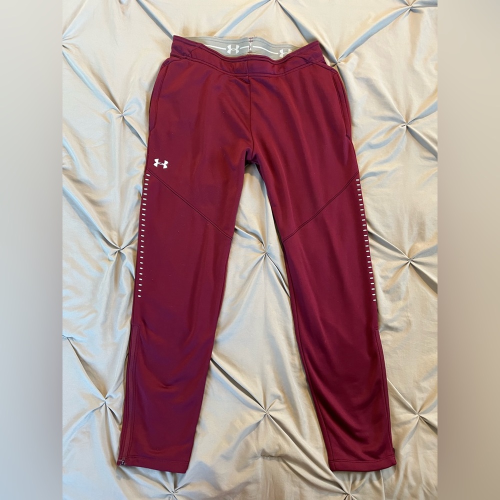 Red sweatpants.